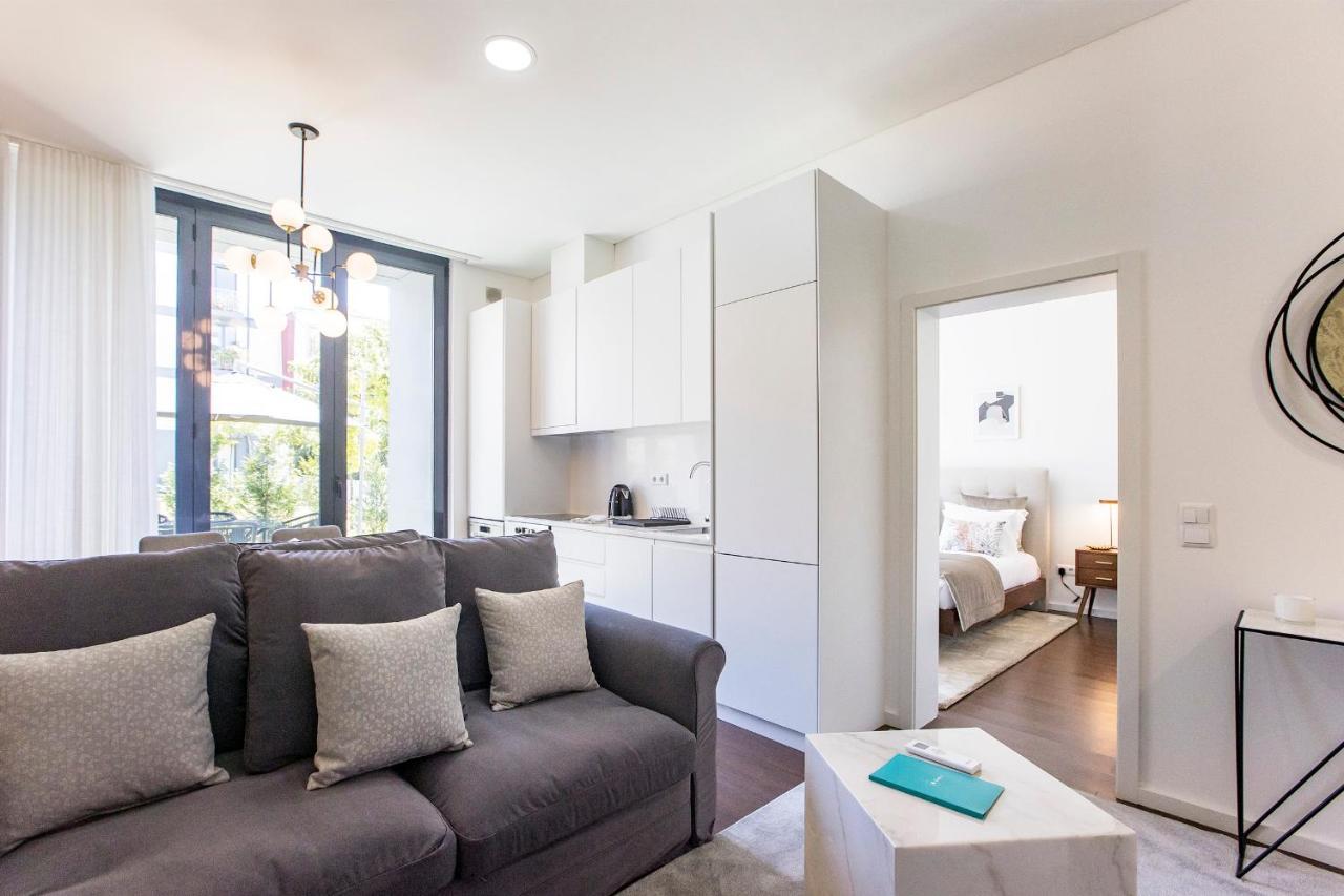 Superb 1Br Flat W/ Garden, Ac & Free Parking By Lovelystay Porto Zewnętrze zdjęcie