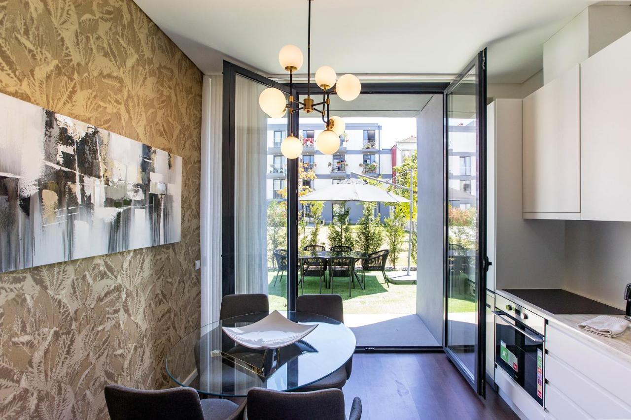 Superb 1Br Flat W/ Garden, Ac & Free Parking By Lovelystay Porto Zewnętrze zdjęcie