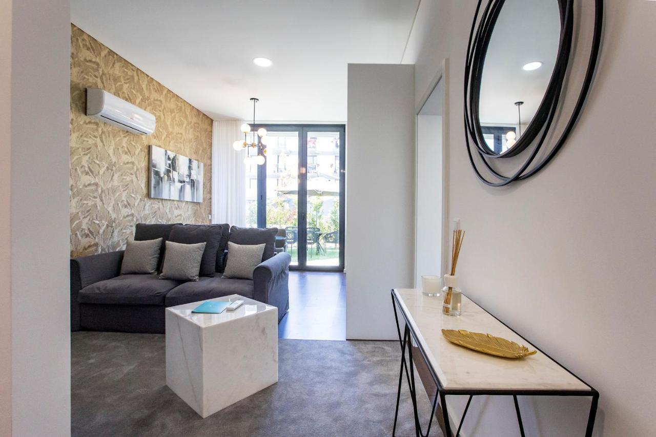 Superb 1Br Flat W/ Garden, Ac & Free Parking By Lovelystay Porto Zewnętrze zdjęcie