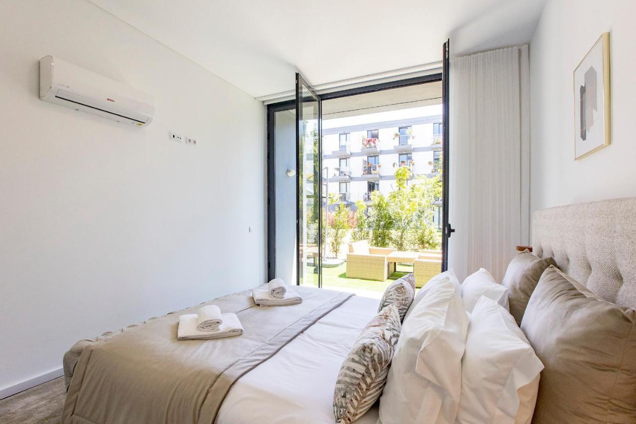 Superb 1Br Flat W/ Garden, Ac & Free Parking By Lovelystay Porto Zewnętrze zdjęcie