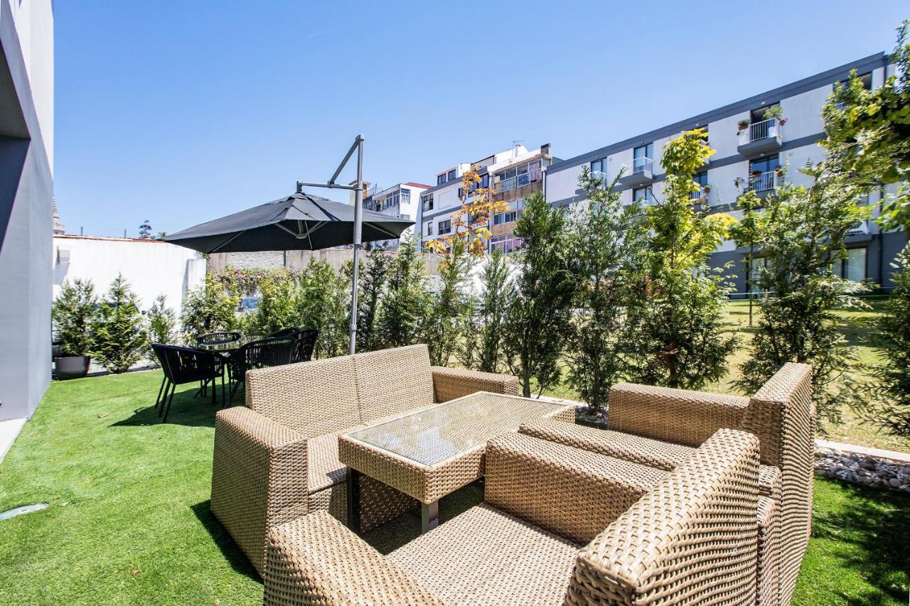 Superb 1Br Flat W/ Garden, Ac & Free Parking By Lovelystay Porto Zewnętrze zdjęcie